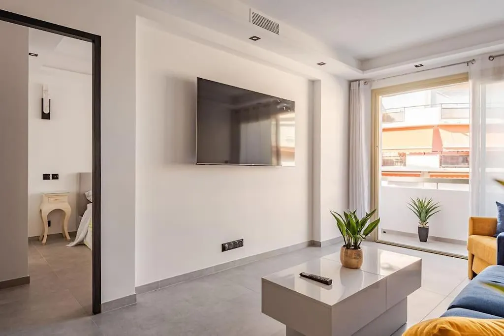 Plage Luxe Colle A L'Hotel Martinez Κάννες Γαλλία